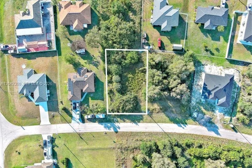 394 PALENCIA AVE, Lehigh Acres FL 33974