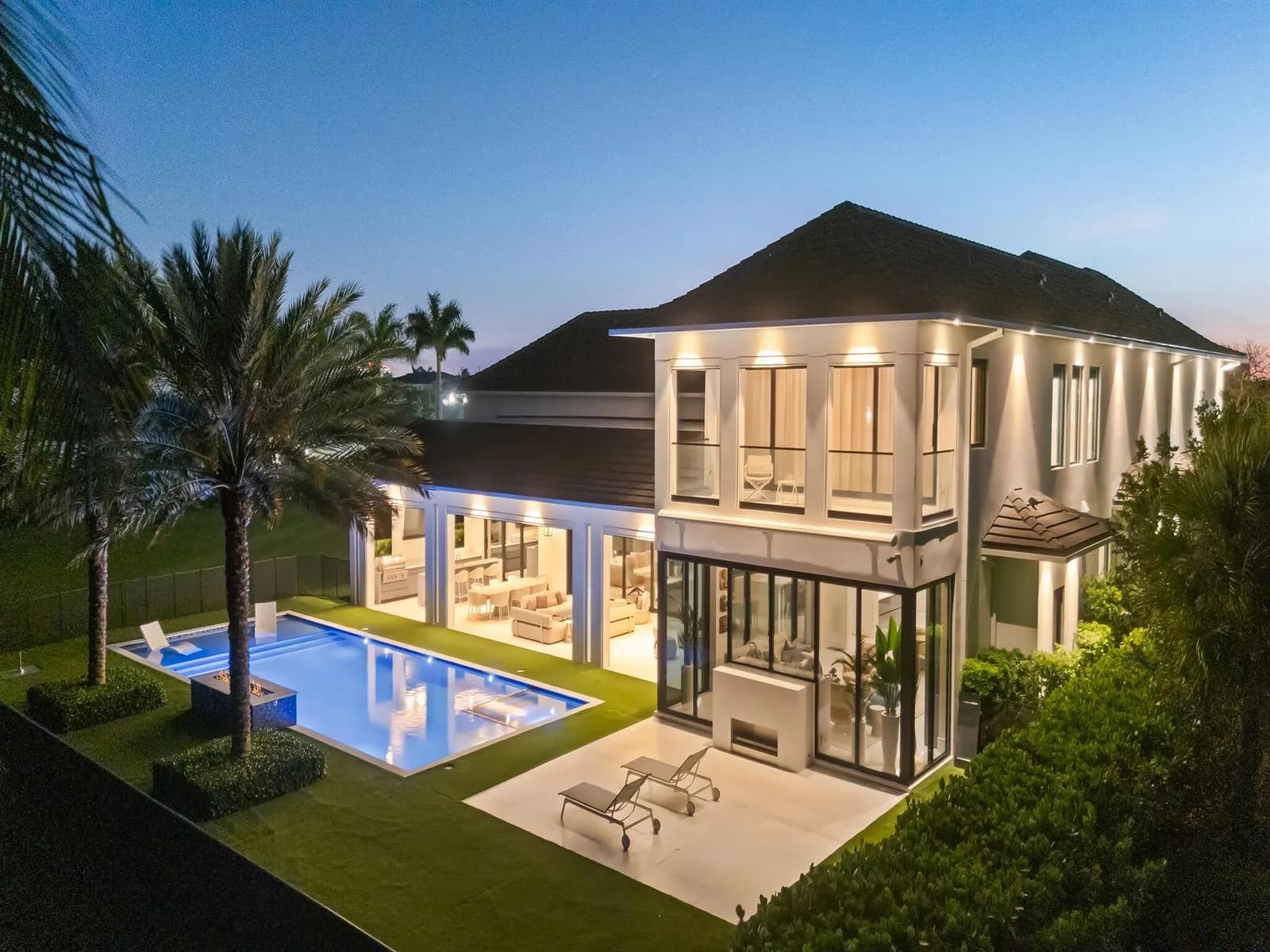 3916 Country Club Lane, Fort Lauderdale, FL 33308