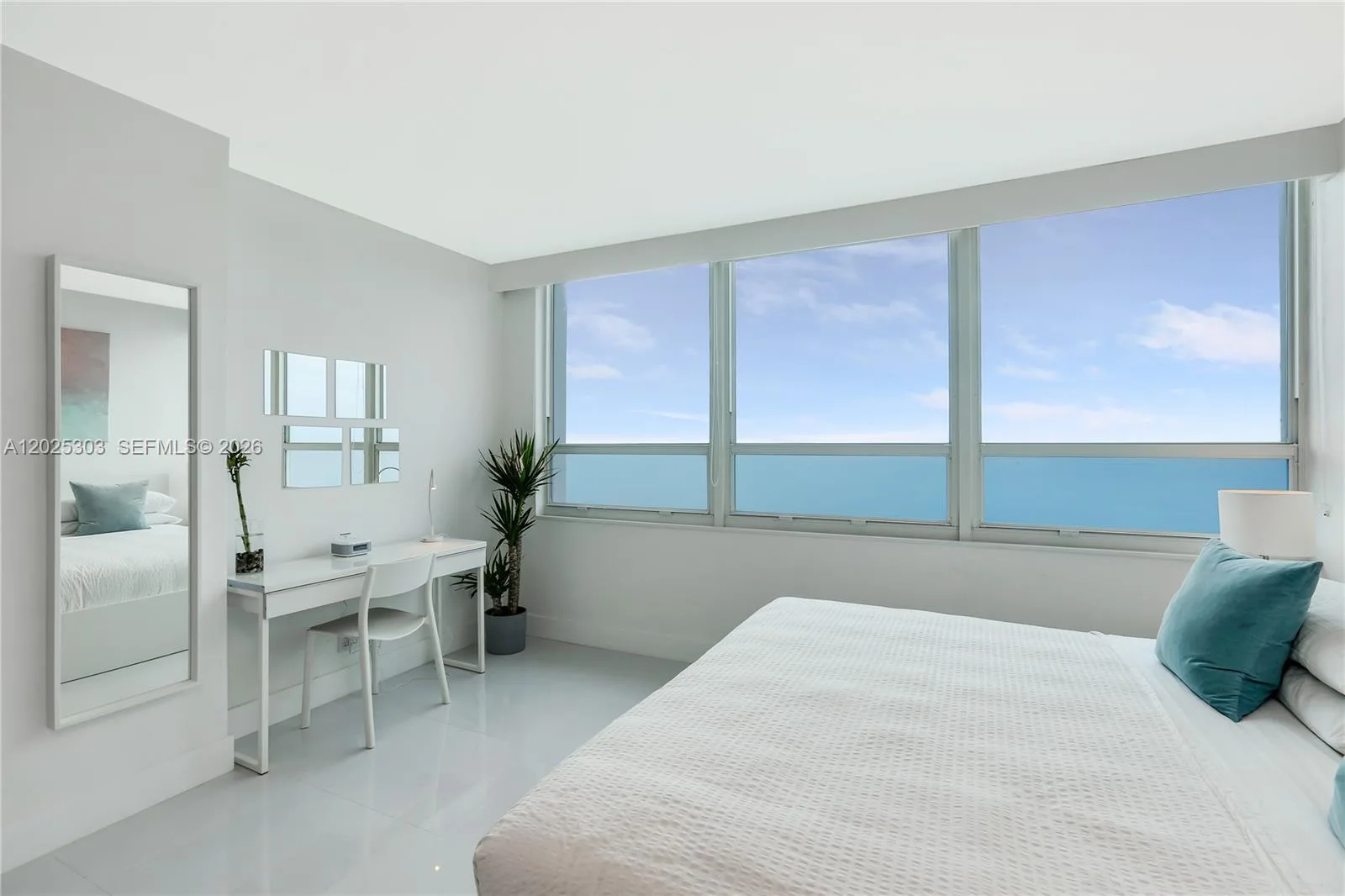 5445 Collins Ave # 1424, Miami Beach, FL 33140