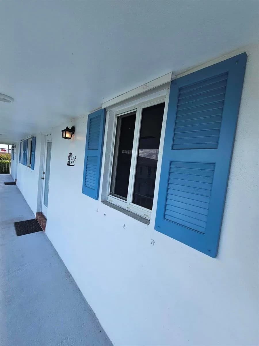 1115 Lake Terrace # 208, Boynton Beach FL 33426