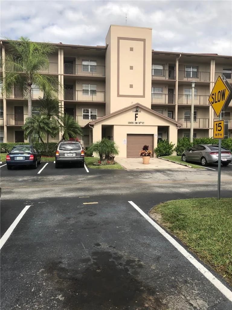 13455 SW 16th Court, Pembroke Pines FL 33027