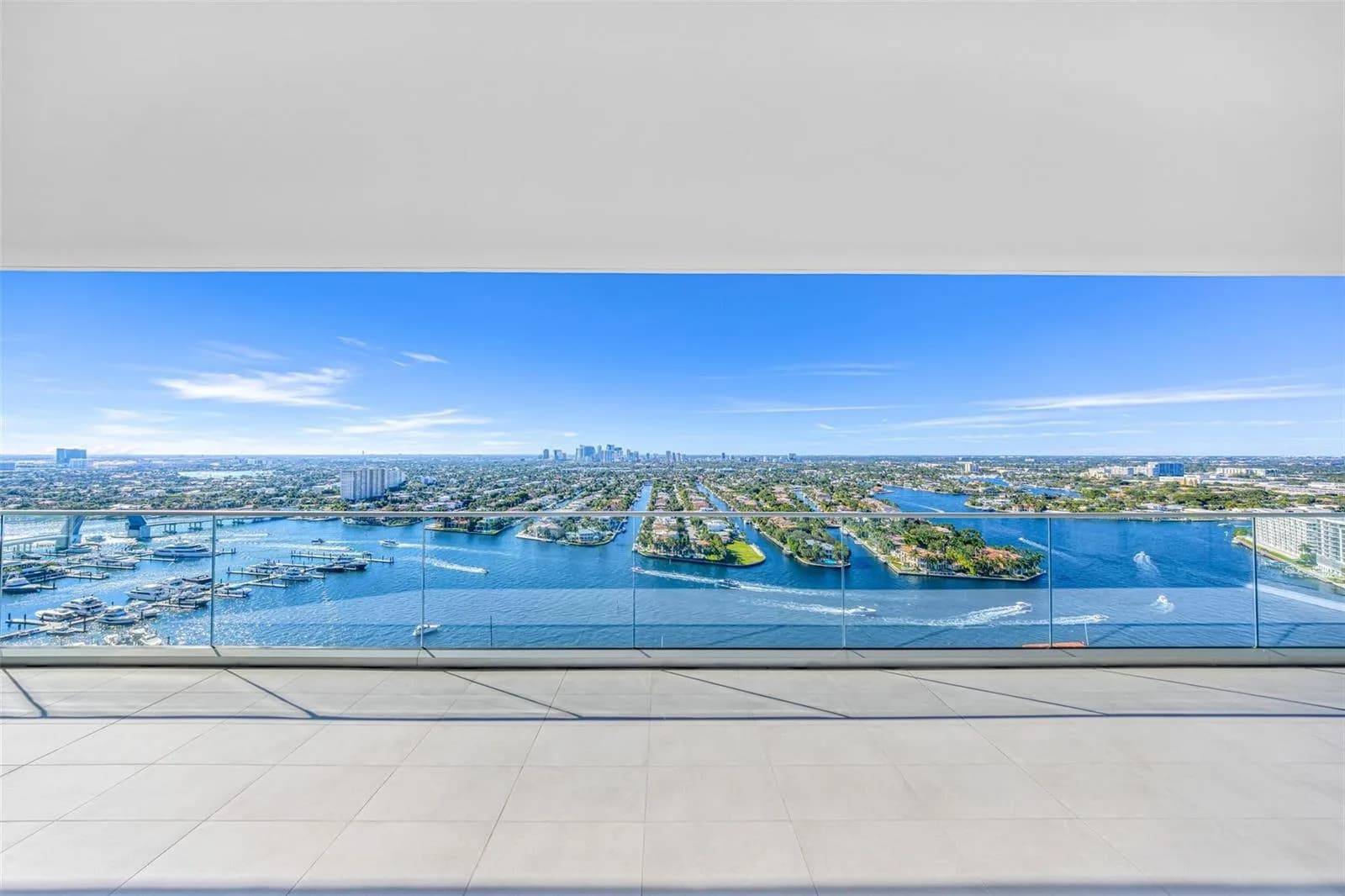 153 N Seabreeze # 2503-S, Fort Lauderdale FL 33304