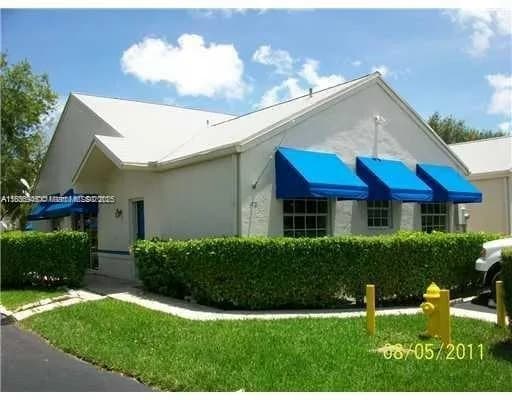 5201 SW 31st Ave # 112, Dania Beach FL 33312