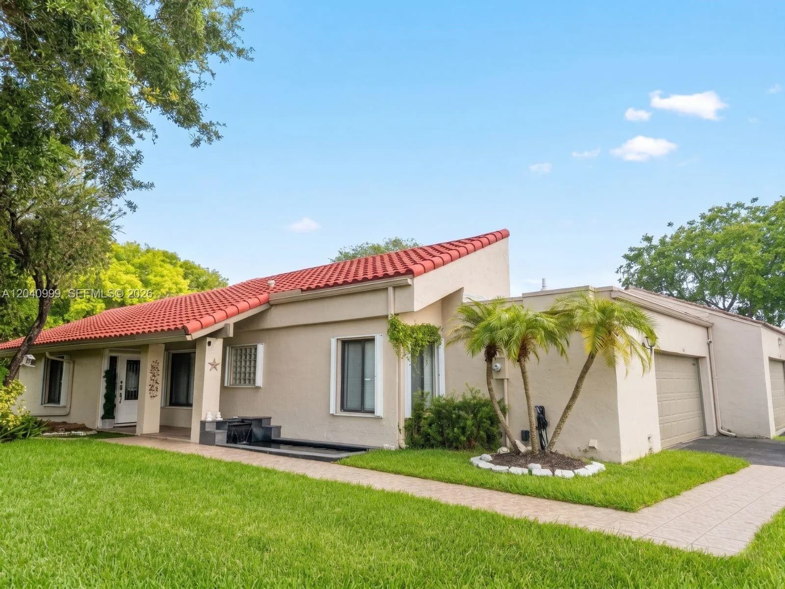 324 Patio Village Ter, Weston FL 33326