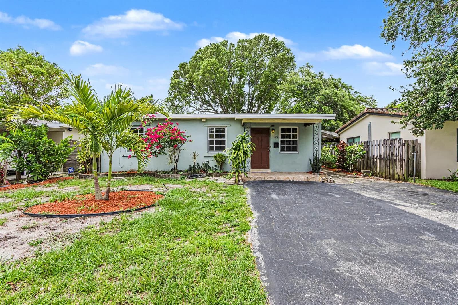 604 NE 14th Place, Fort Lauderdale FL 33304