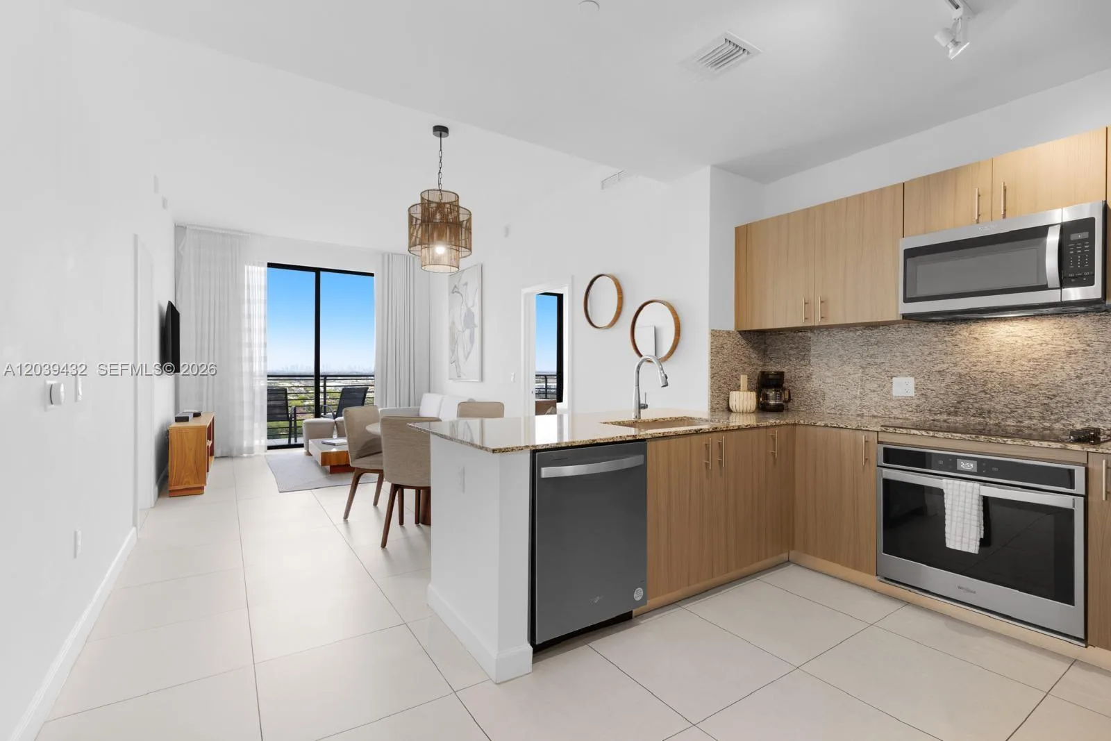 5350 NW 84th Ave # 2007, Doral FL 33166