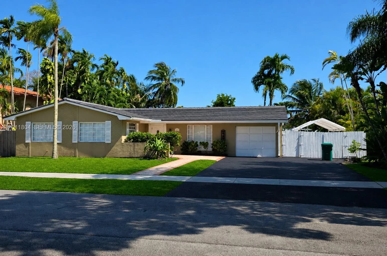 14020 SW 83rd St, Miami, FL 33183