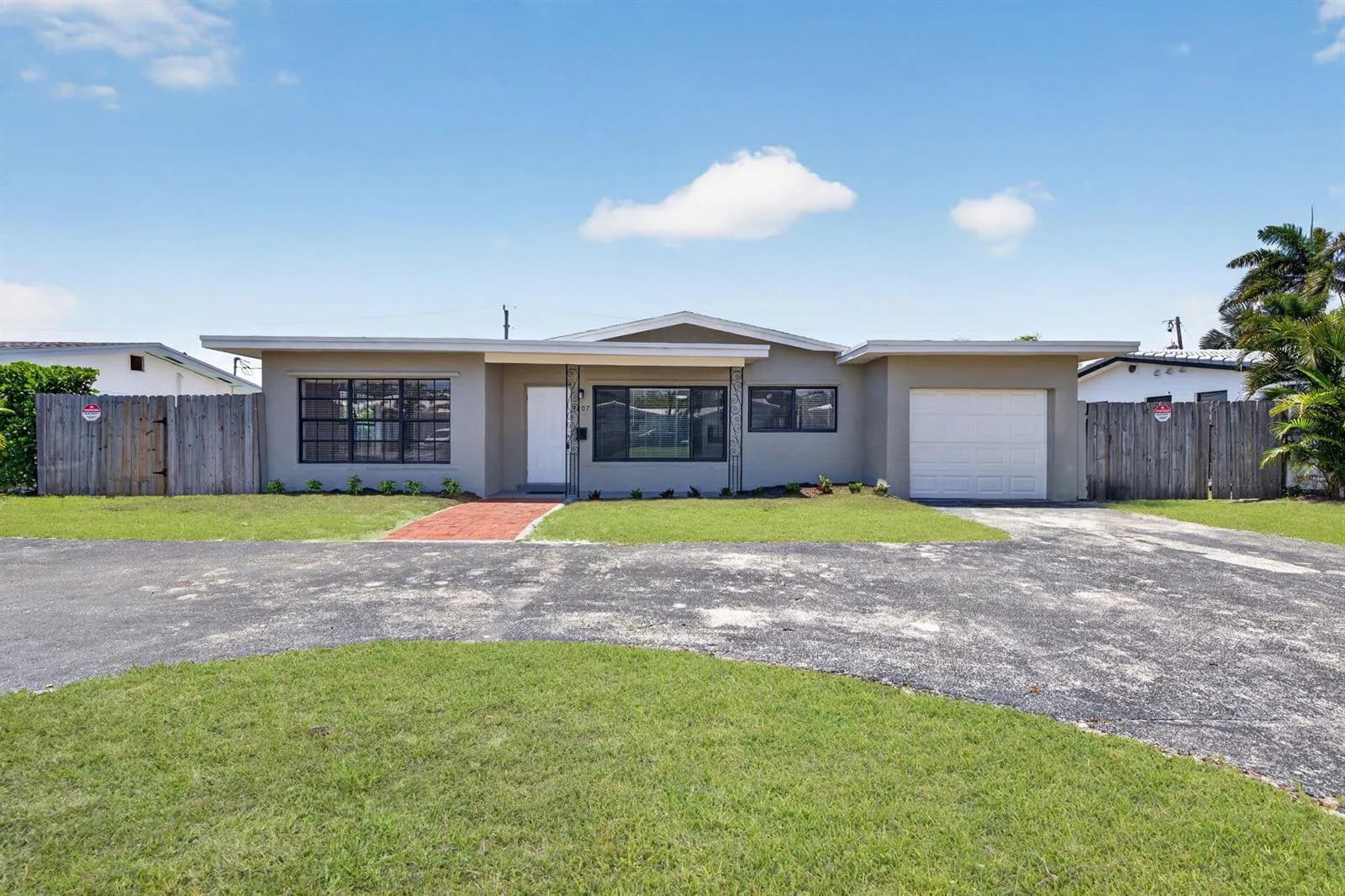 4807 NE 18th Avenue, Oakland Park FL 33334