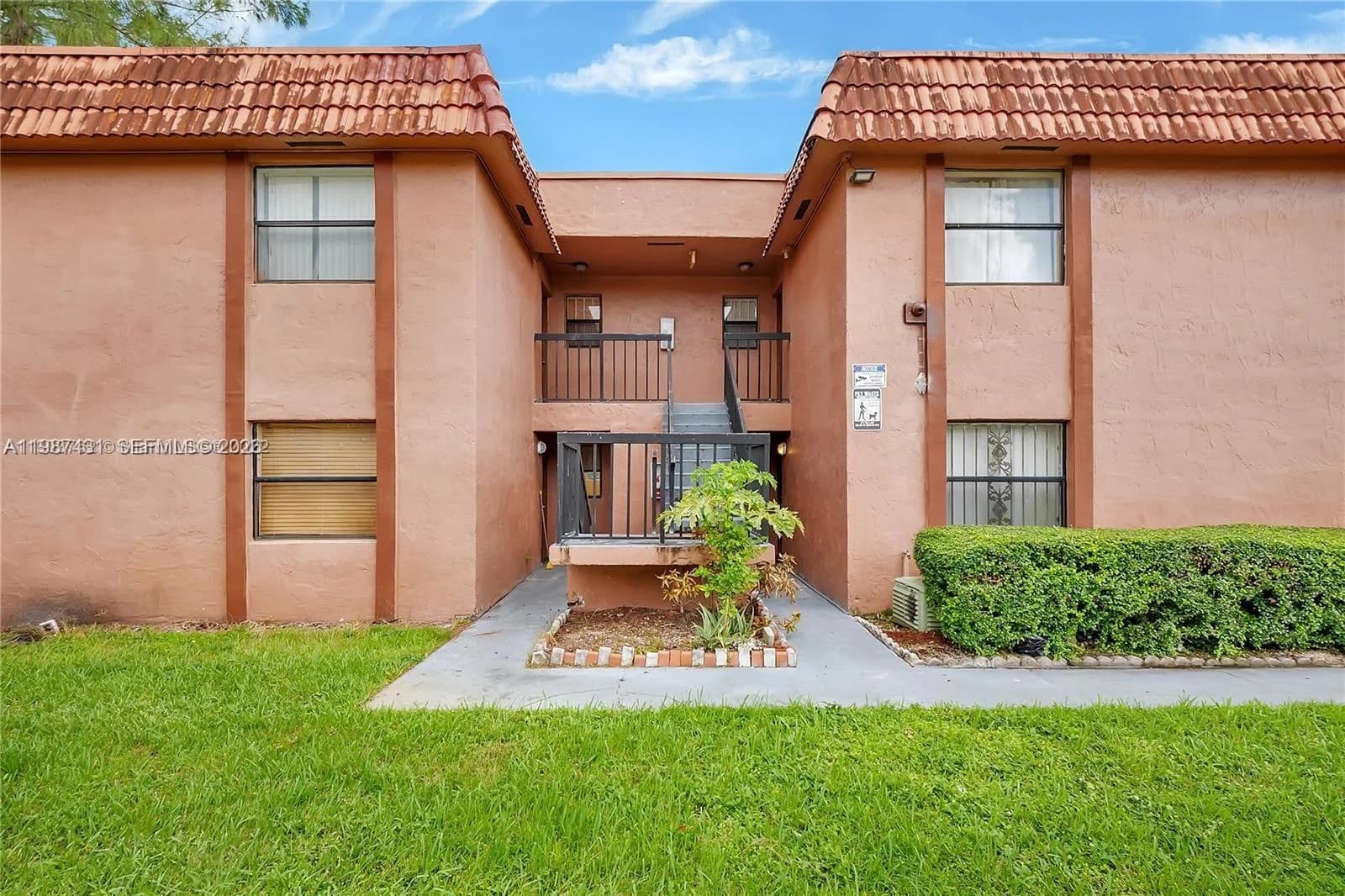 6580 W 27th Ct # 58-12, Hialeah FL 33016