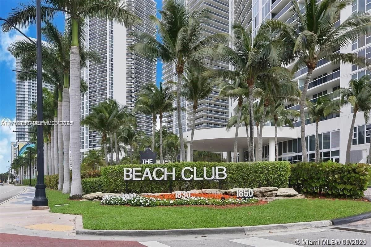 1830 S Ocean Dr # 3208, Hallandale Beach FL 33009