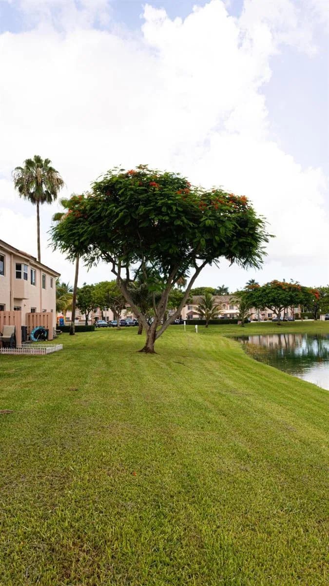 1270 SE 27th Street # 106, Homestead, FL 33035
