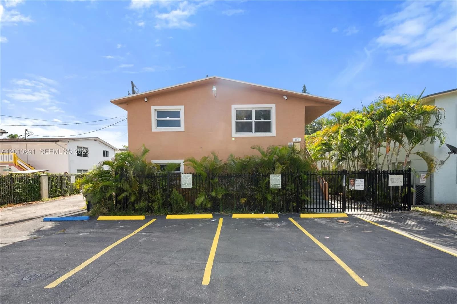608 SW 16th Ave, Fort Lauderdale FL 33312