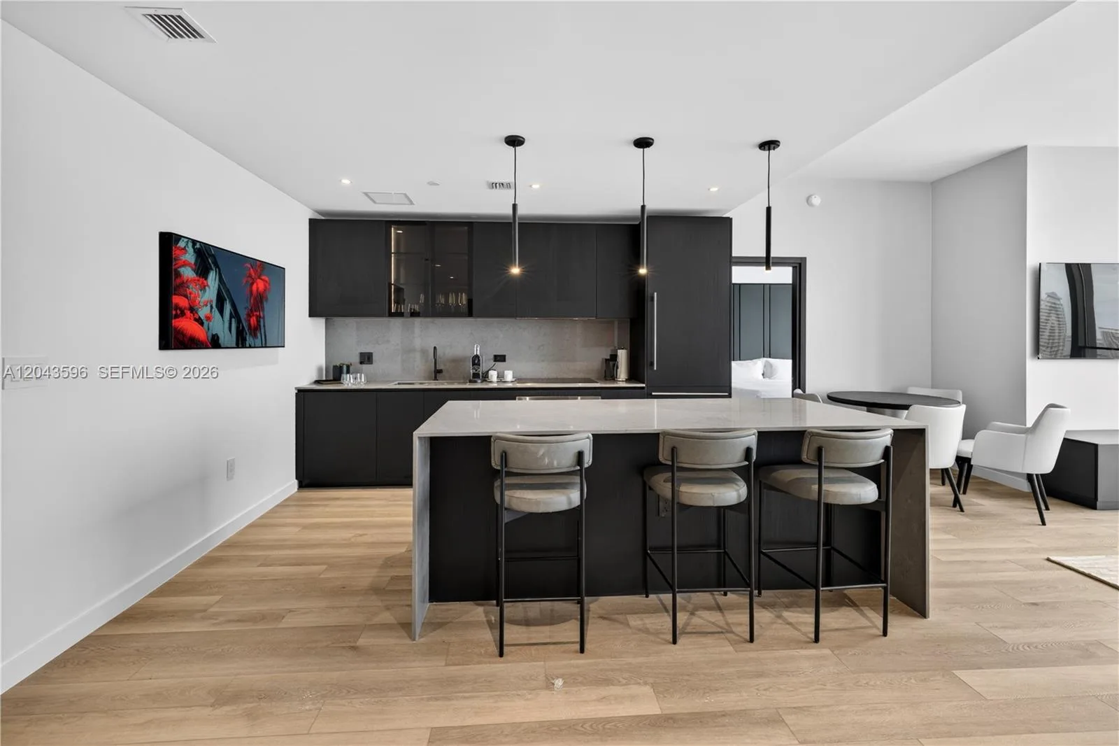 20 NE 11th # 4702, Miami, FL 33132