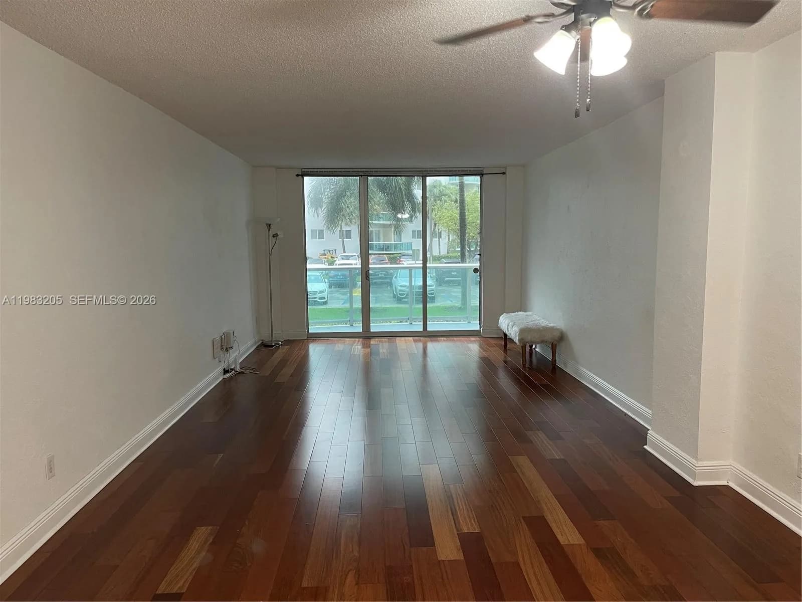 19390 Collins Ave # 122, Sunny Isles Beach FL 33160