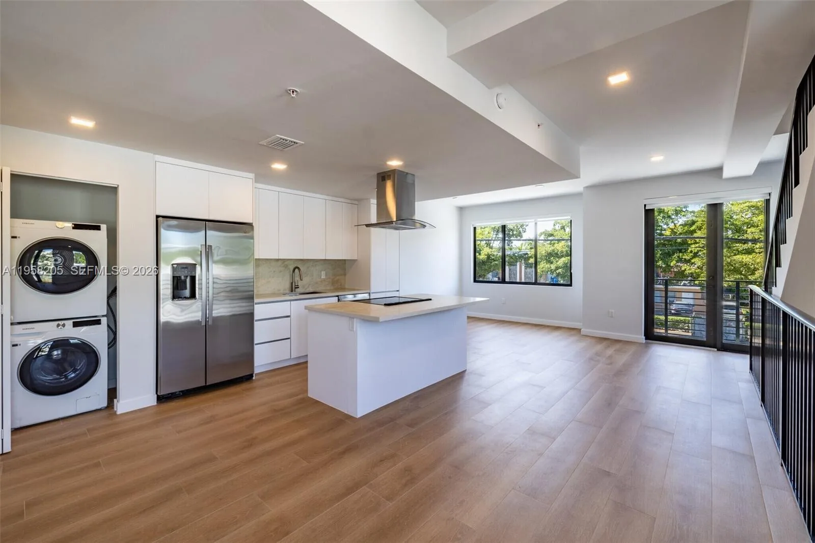 1376 SW 4th St # 401, Miami, FL 33135