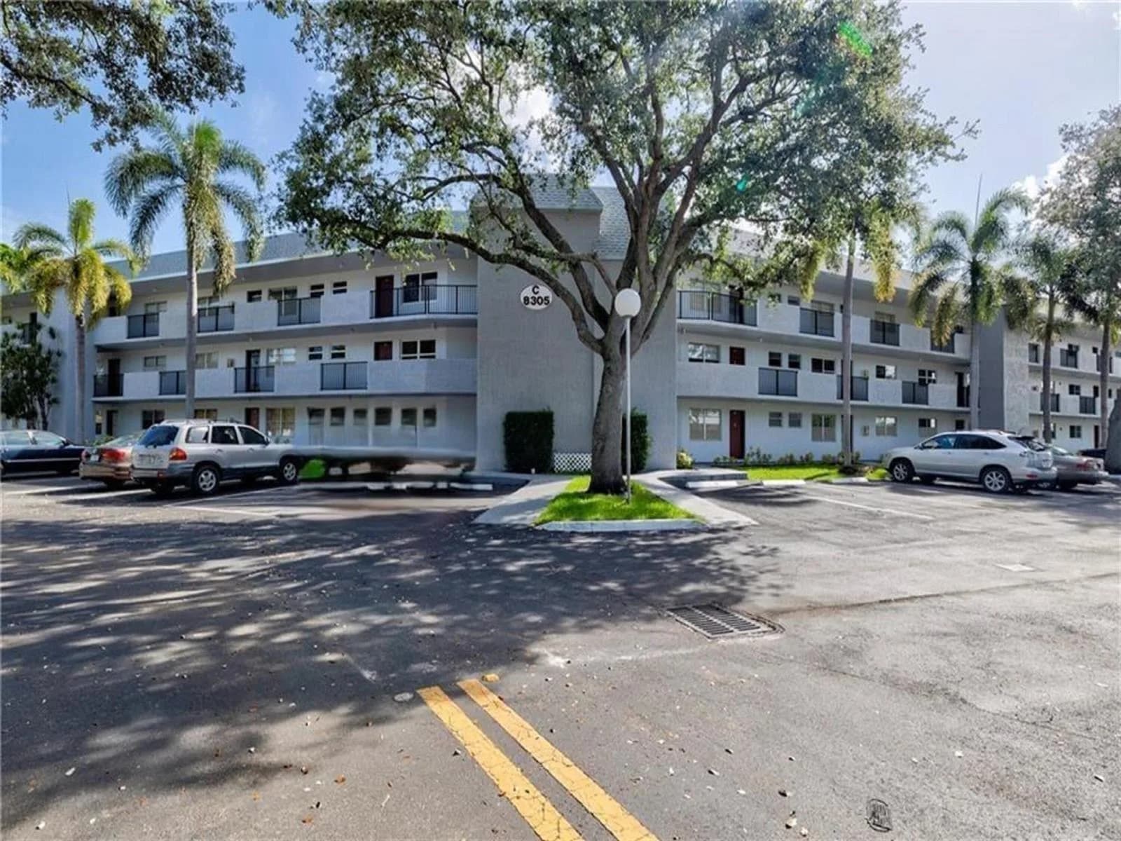 8305 NW 61st Street # C209, Tamarac FL 33321