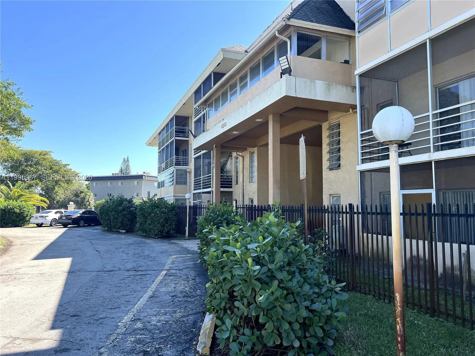 4848 NW 24th Ct # 325, Lauderdale Lakes, FL 33313