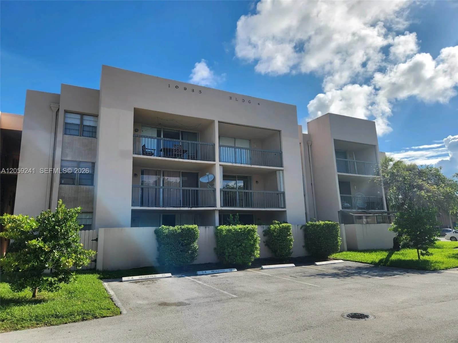 10985 SW 107th St # 110, Miami, FL 33176
