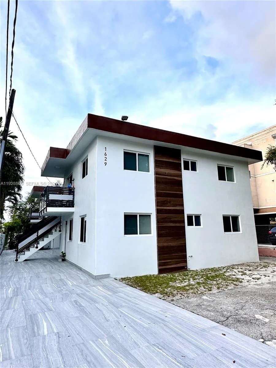 1629 SW 3rd St # 5, Miami, FL 33135