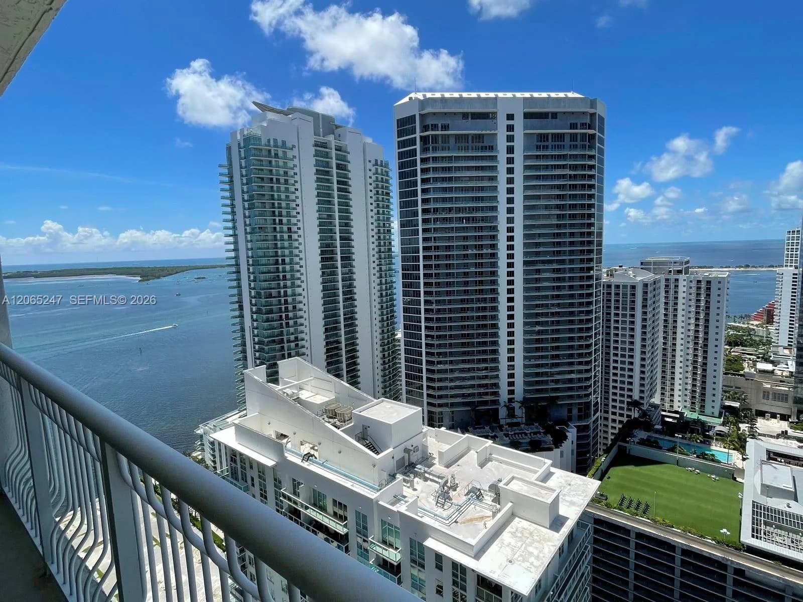 1200 Brickell Bay Dr # 3821, Miami, FL 33131
