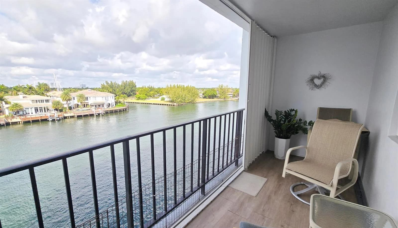 1400 S Ocean Drive # 505, Hollywood, FL 33019