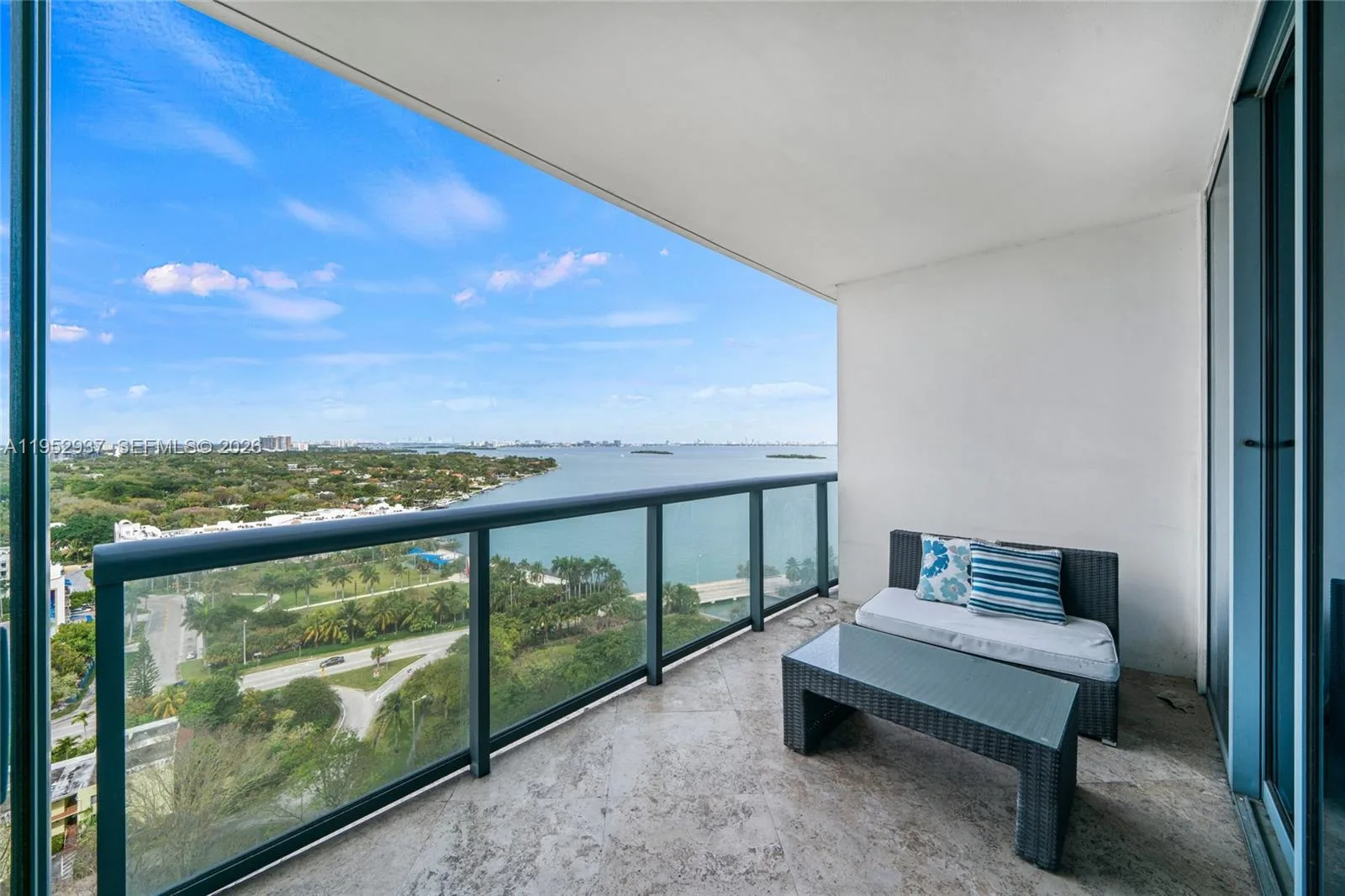 601 NE 36th St # 1704, Miami, FL 33137