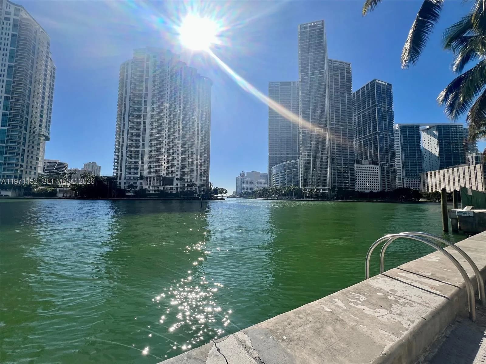 300 S Biscayne Blvd # PH-3907, Miami, FL 33131