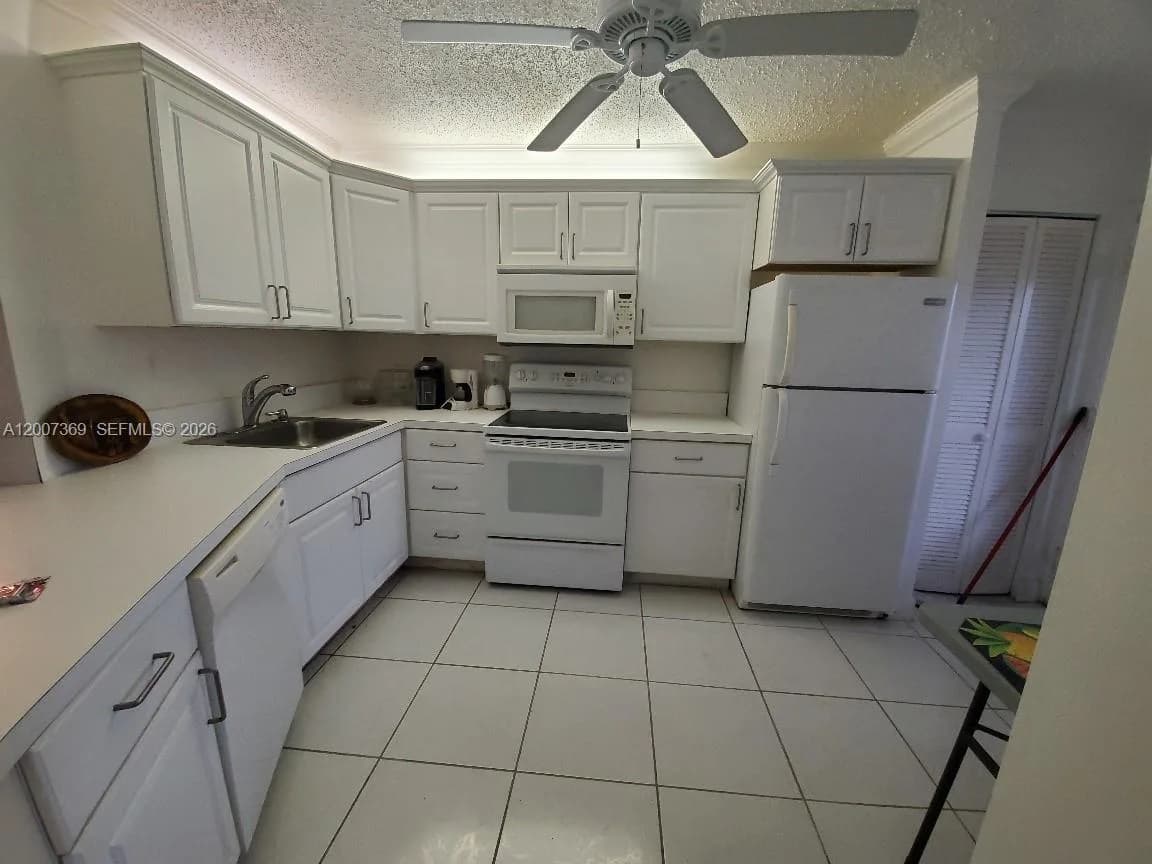 1750 NE 191st St # 105-1, Miami, FL 33179