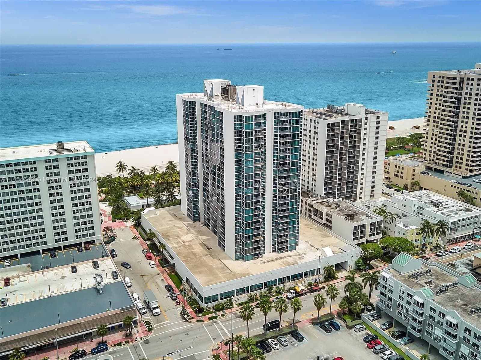 2655 Collins Ave # 706, Miami Beach FL 33140