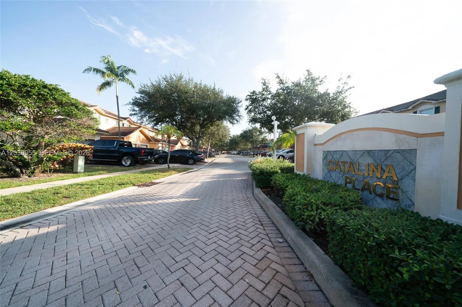 6453 Catalina Ln, Tamarac FL 33321