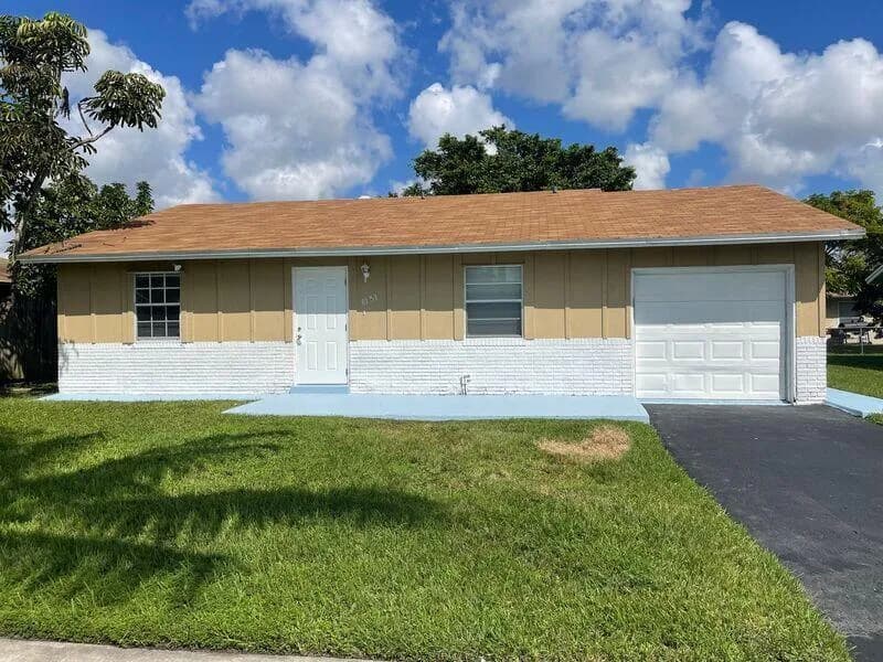 8151 SW 6th Court, North Lauderdale FL 33068