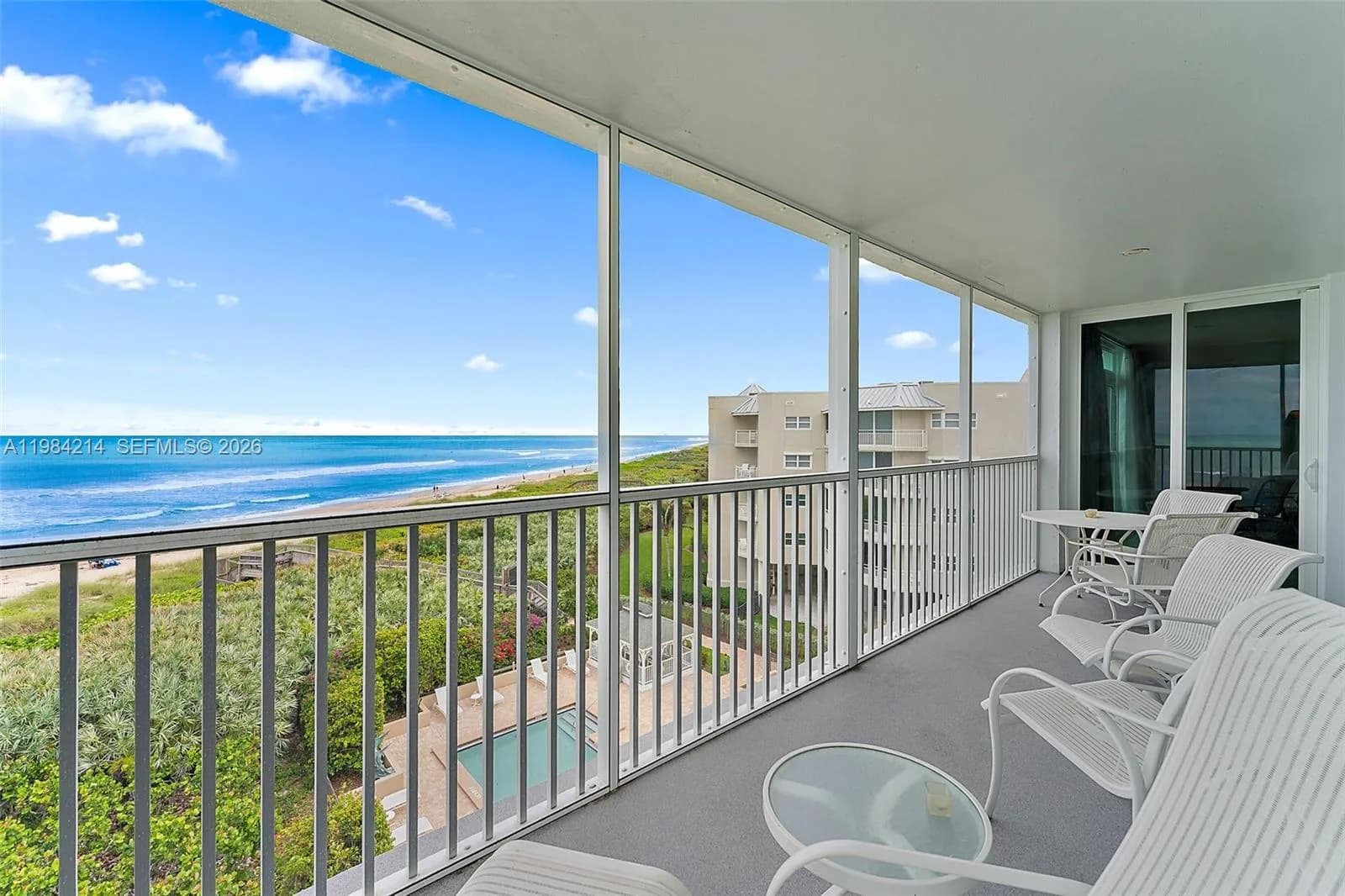 669 NE Plantation Rd # 406, Hutchinson Island FL 34996