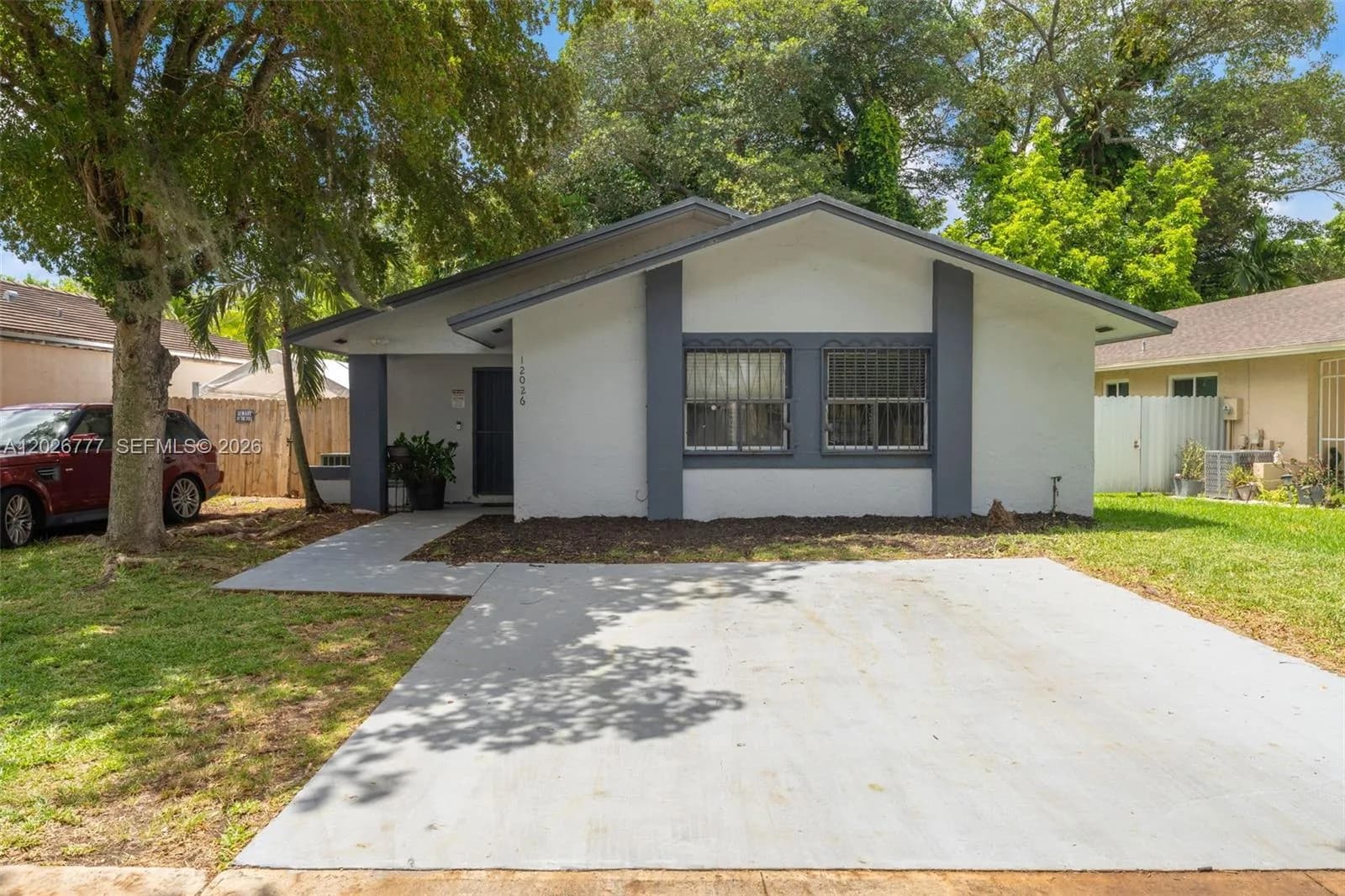 12026 SW 210th St, Miami, FL 33177