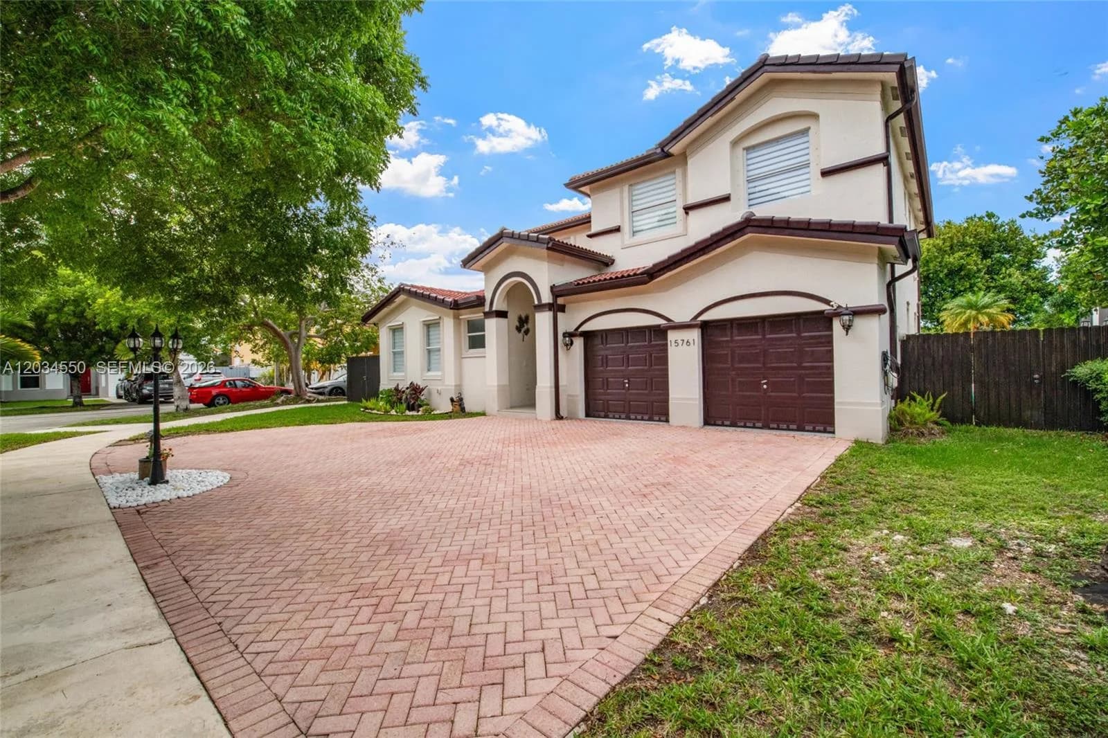 15761 SW 59th Ter, Miami FL 33193