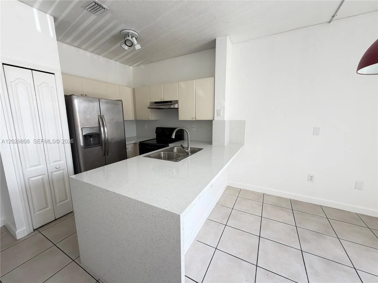 7080 NW 177th St # 209-13, Hialeah FL 33015