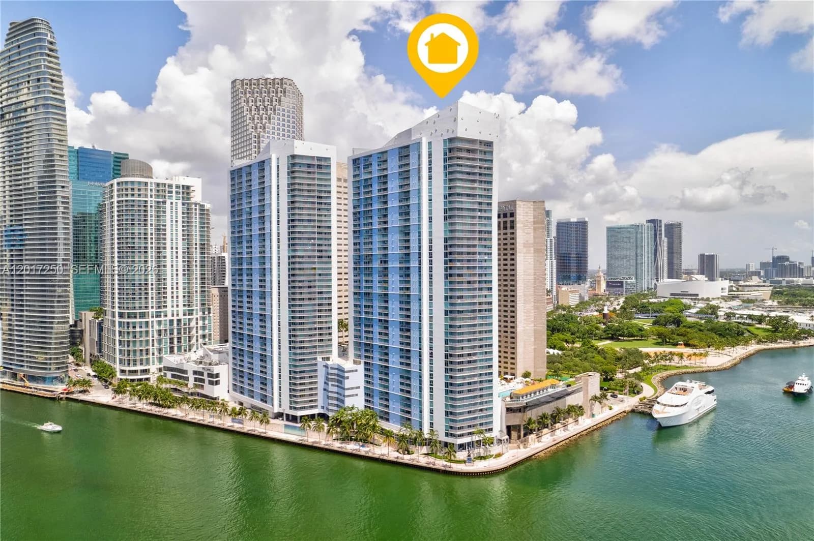 335 S Biscayne Blvd # 1209, Miami, FL 33131