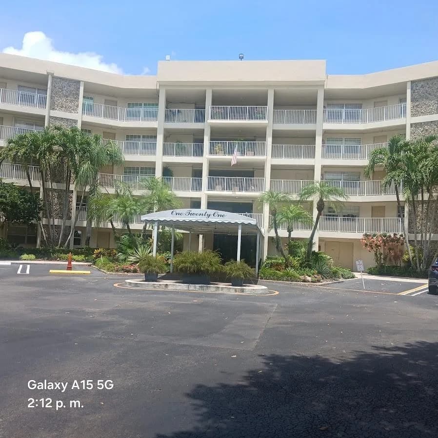 800 Cypress Grove Drive # Unit 312, Pompano Beach FL 33069