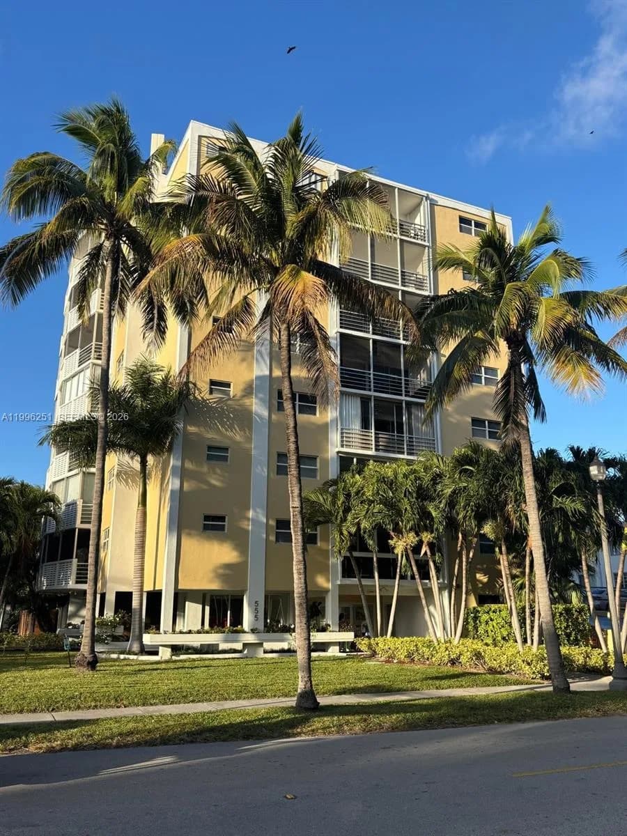 555 Crandon Blvd # 43, Key Biscayne, FL 33149