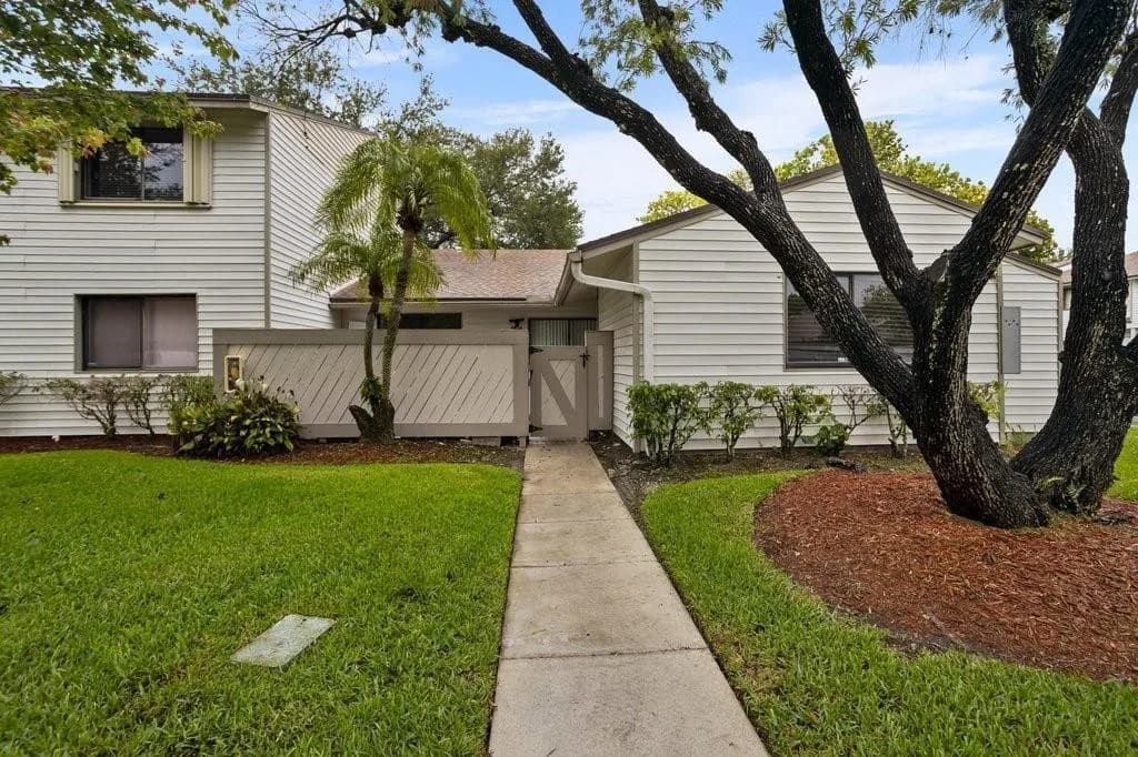 9824 NW 36th Street # 9824, Sunrise FL 33351