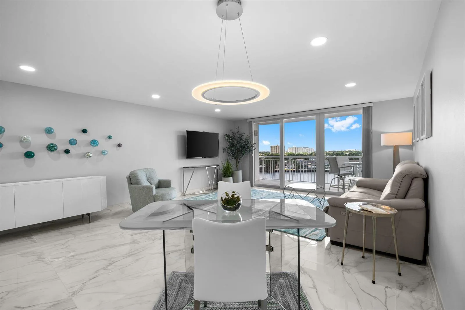 511 Bayshore Drive # 910, Fort Lauderdale FL 33304