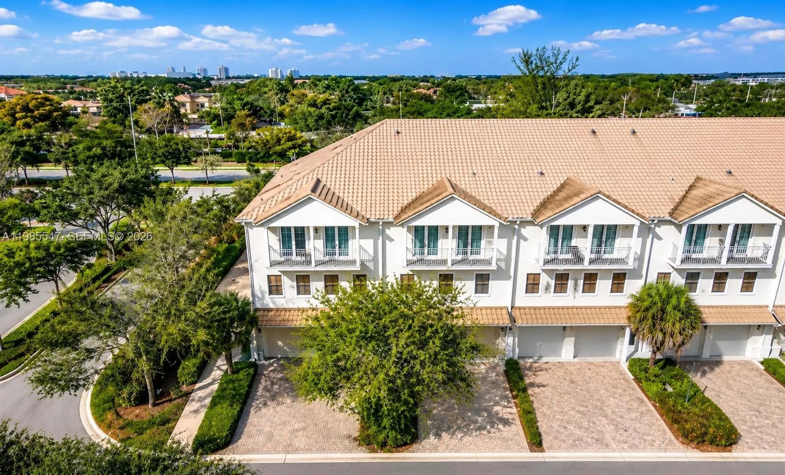 6841 N Lakeside Cir N # 109-1, Davie FL 33314
