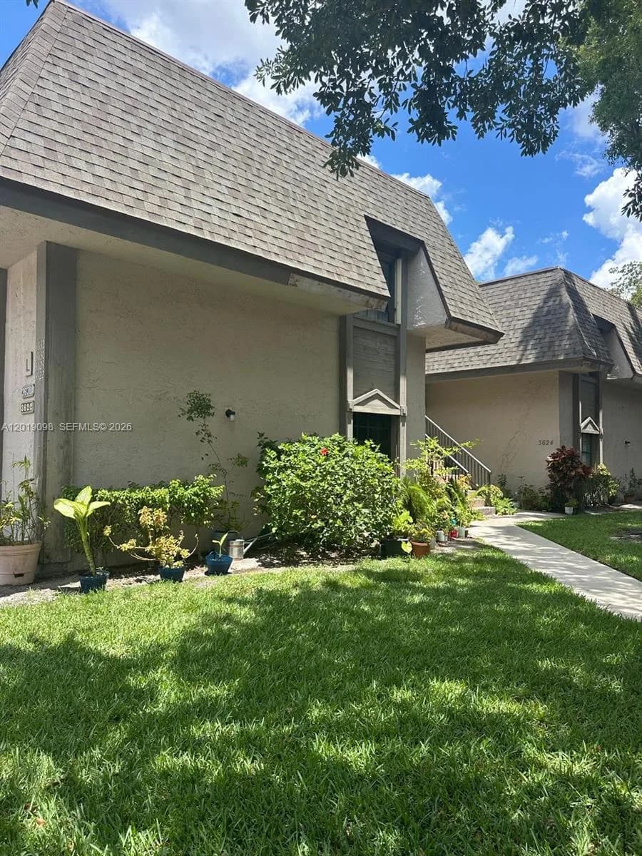 3622 NW 95th Ter # 2L, Sunrise FL 33351