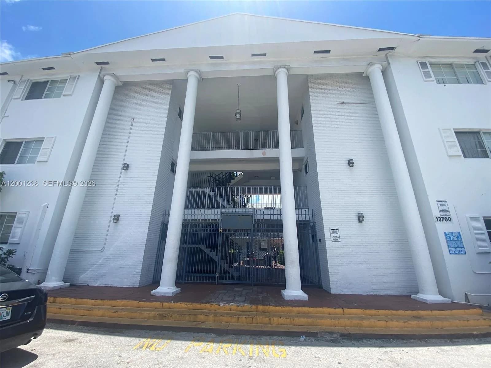 13700 NE 6th Ave # 205, North Miami, FL 33161