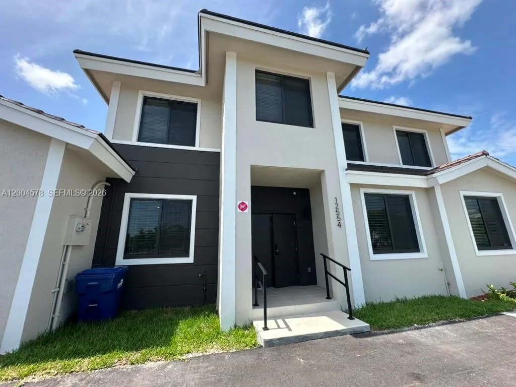12554 SW 194th St # 0, Miami, FL 33177