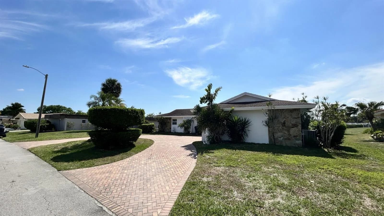 5728 S Bayberry Lane, Tamarac FL 33319