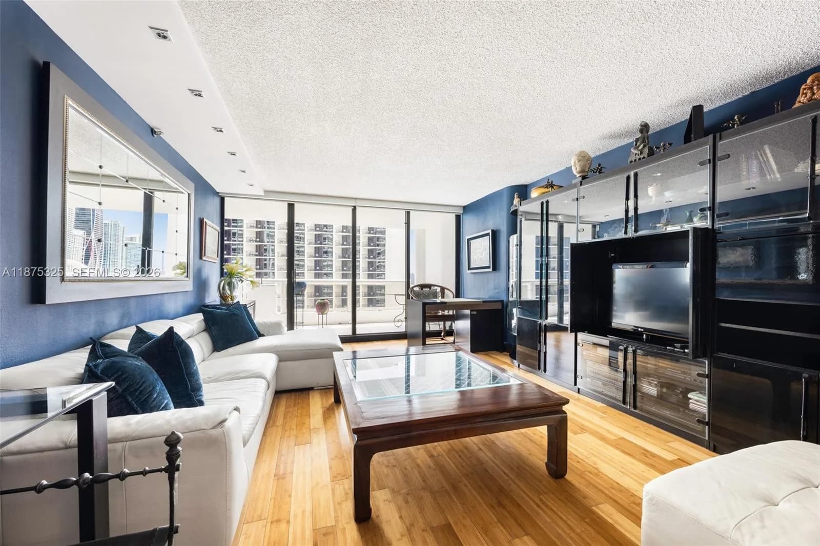 1717 N Bayshore Dr # 3042, Miami FL 33132
