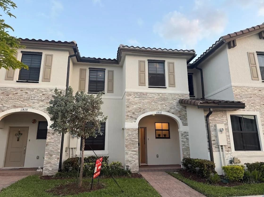 11832 SW 245th Ter, Homestead, FL 33032