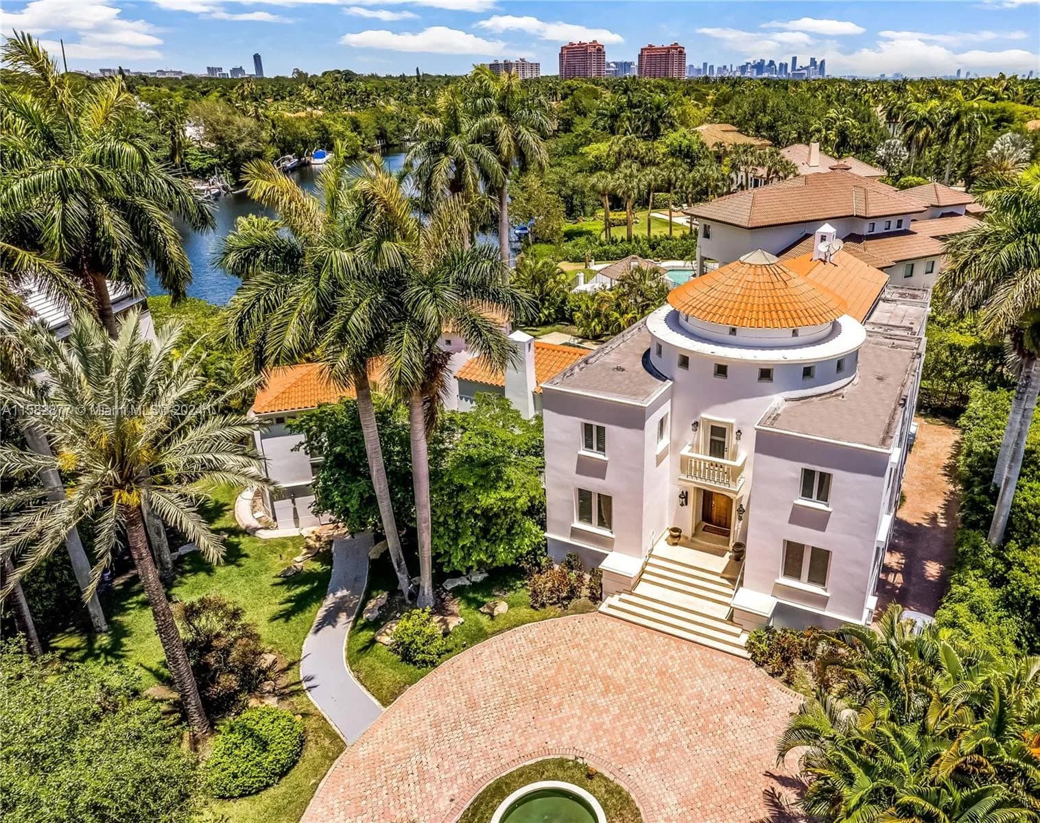 431 Costanera Rd, Coral Gables FL 33143