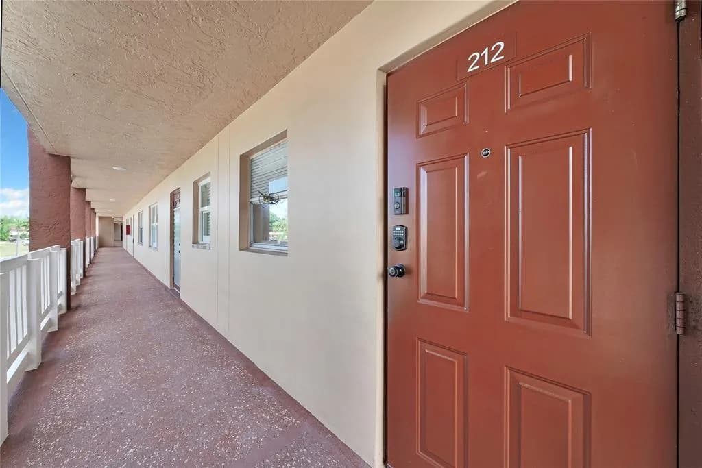 9281 Sunrise Lakes Boulevard # 212, Sunrise FL 33322
