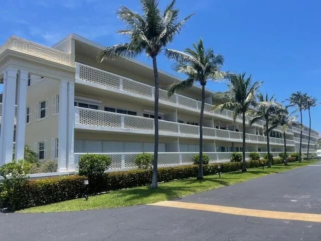 2545 South Ocean Boulevard # 303, Palm Beach FL 33480
